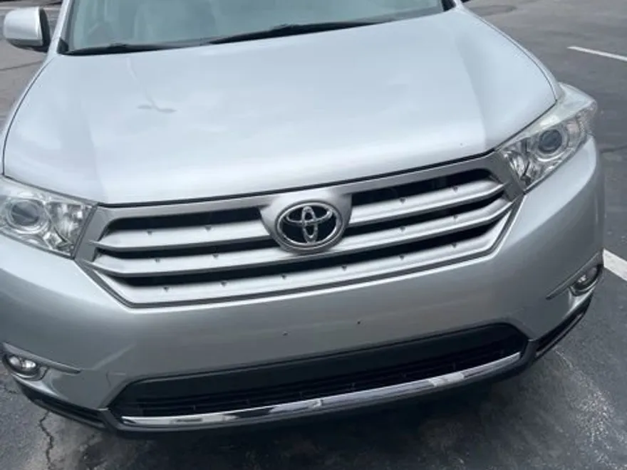 2013 Toyota Highlander Limited photo 1