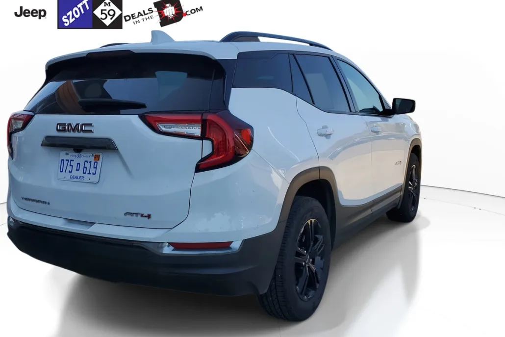 2023 Gmc Terrain AT4 photo 1
