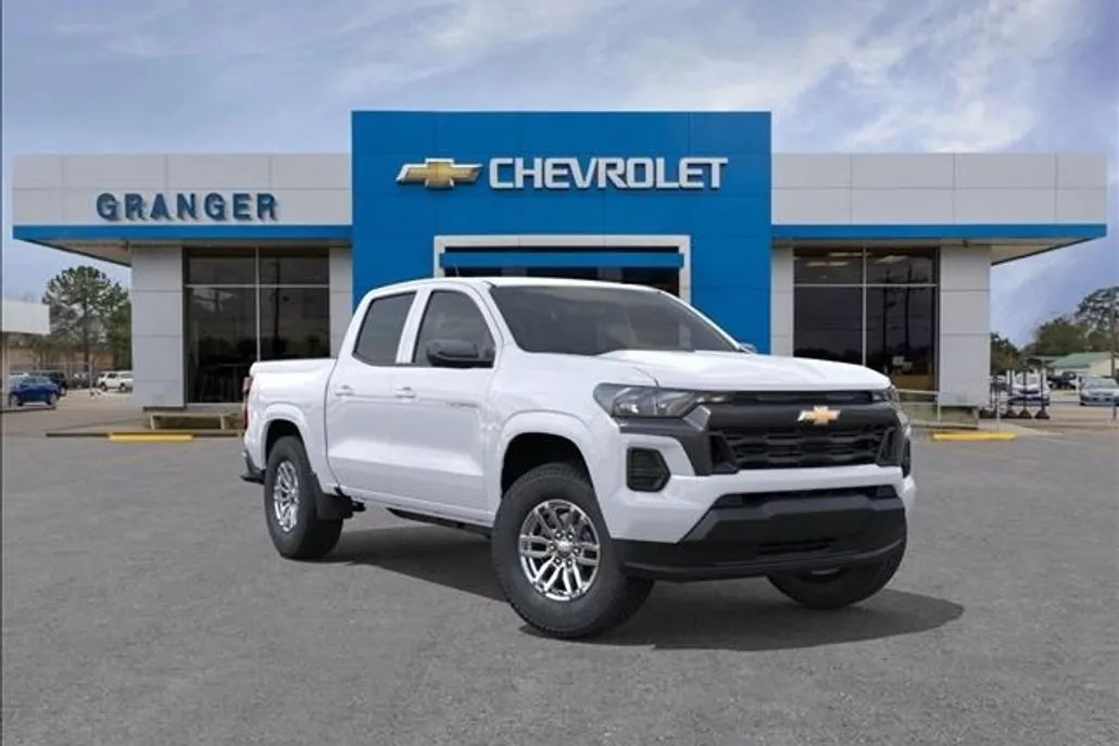 2026 Chevrolet Colorado LT photo 1
