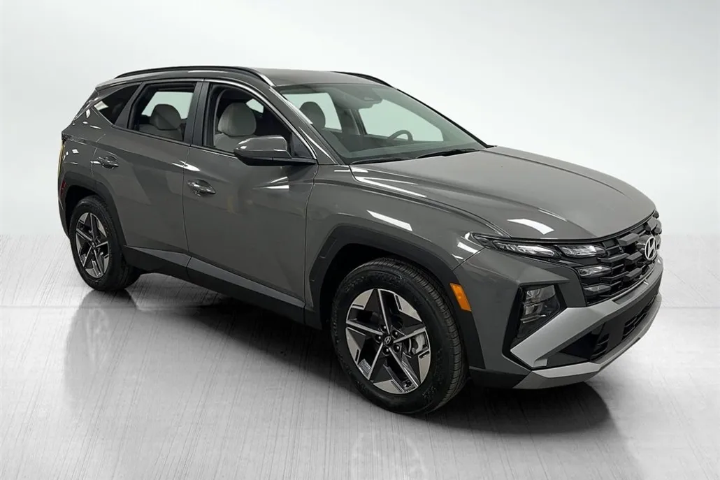 2025 Hyundai Tucson SEL photo 1