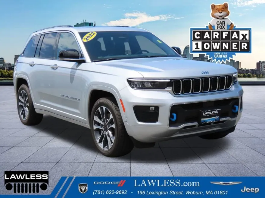 2022 Jeep Cherokee 4xe Overland photo 1