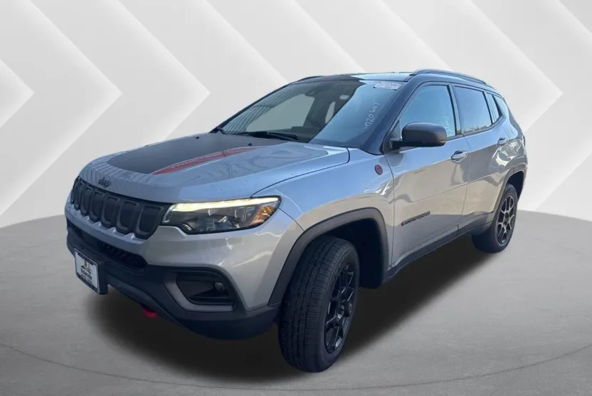 2022 Jeep Compass Trailhawk photo 1
