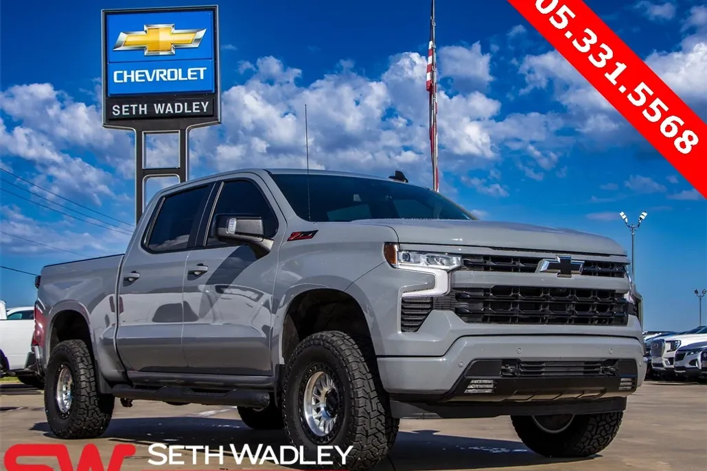2024 Chevrolet Silverado 1500 RST Z71 photo 1
