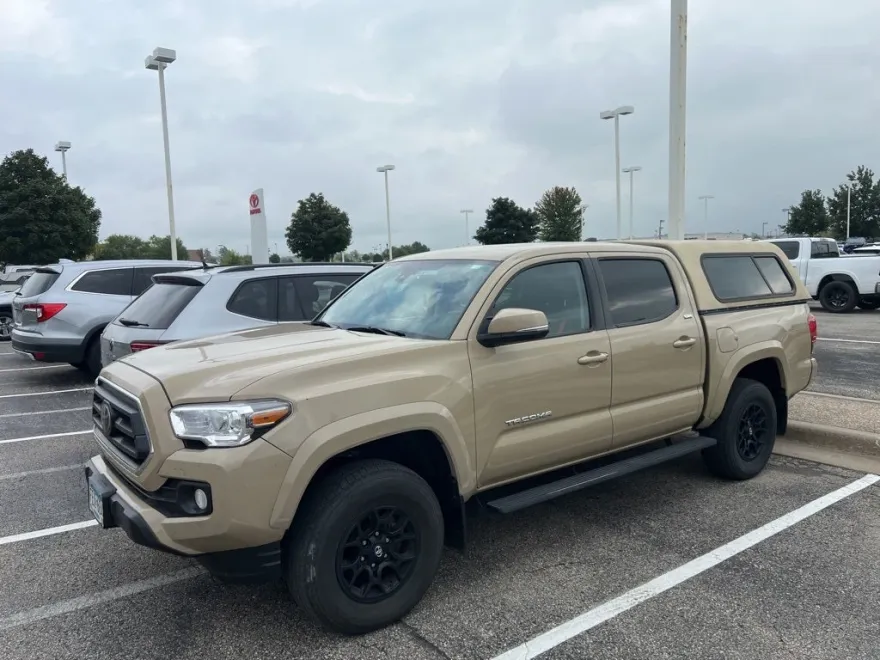 2020 Toyota Tacoma SR5 V6 photo 1