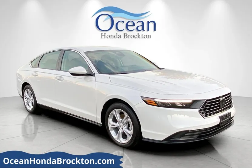 2025 Honda Accord LX photo 1