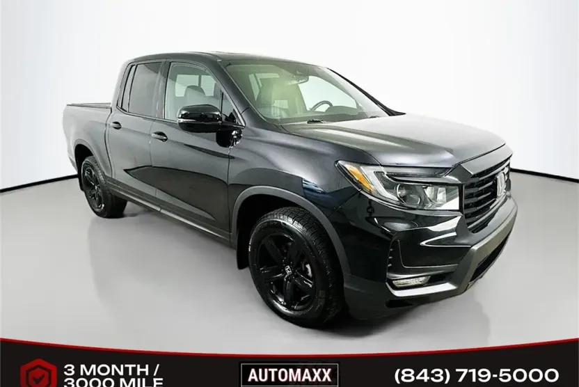 2022 Honda Ridgeline Black Edition photo 1