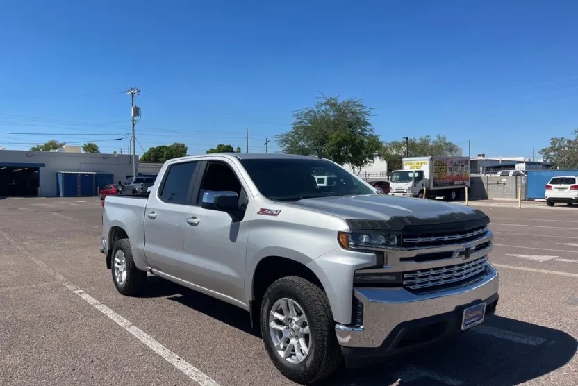 2019 Chevrolet Silverado 1500 LT photo 1