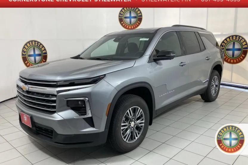 2026 Chevrolet Traverse photo 1