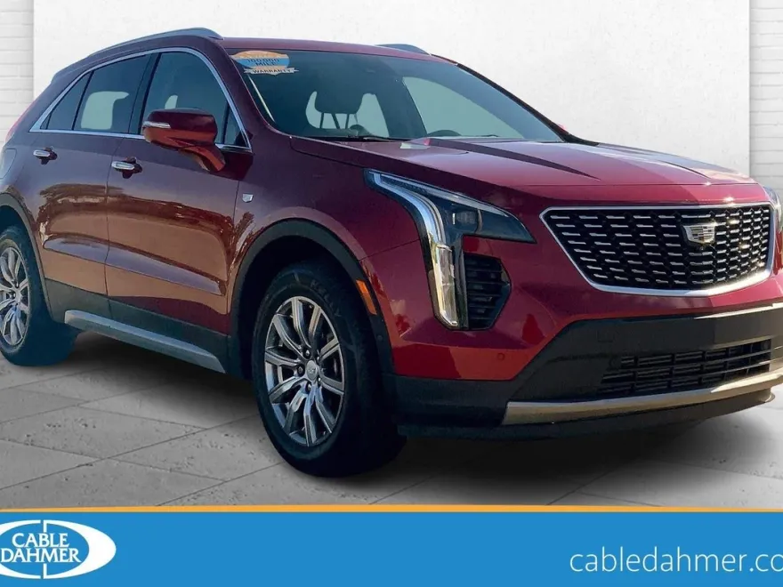 2022 Cadillac XT4 Premium Luxury photo 1