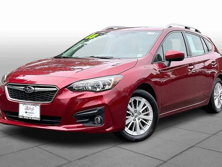2018 Subaru Impreza 2.0i Premium photo 1