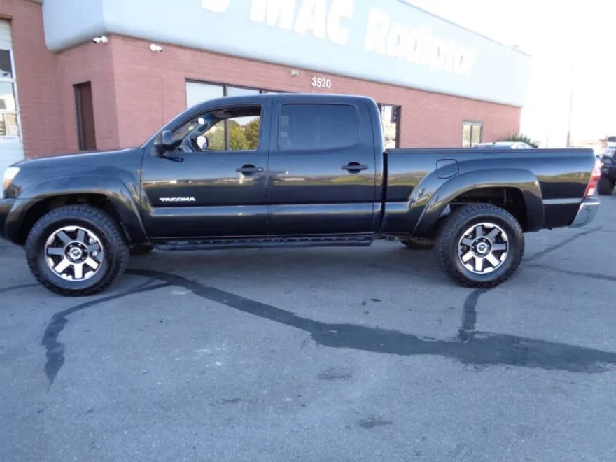 2006 Toyota Tacoma V6 photo 1