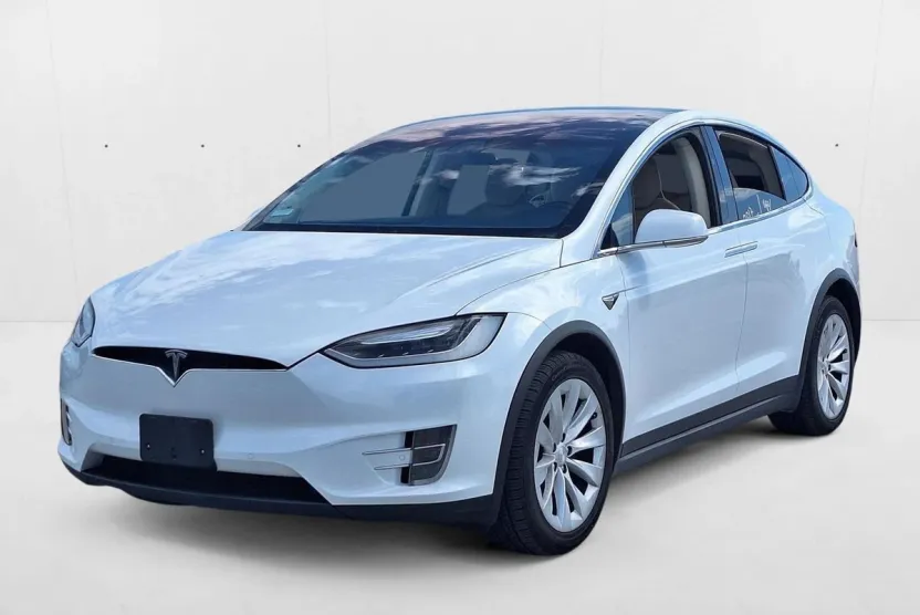 2017 Tesla Model X 75D photo 1