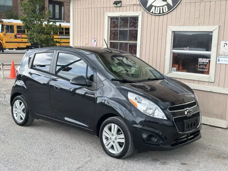 2014 Chevrolet Spark LS photo 1