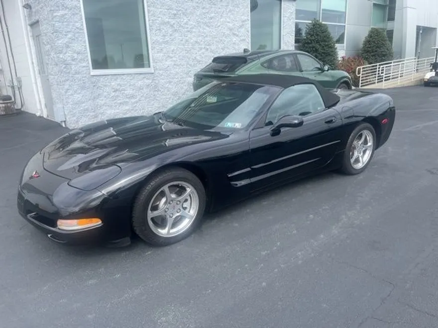 2002 Chevrolet Corvette Base Convertible photo 1