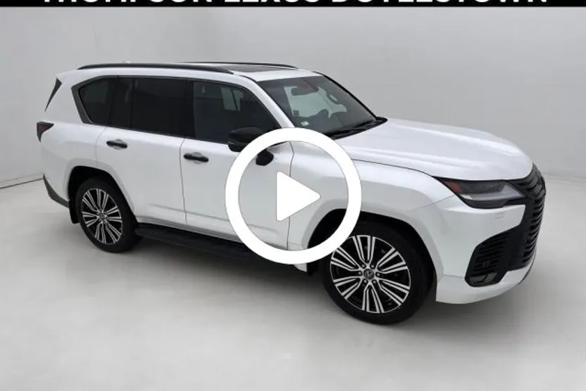 2023 Lexus LX 600 Luxury photo 1