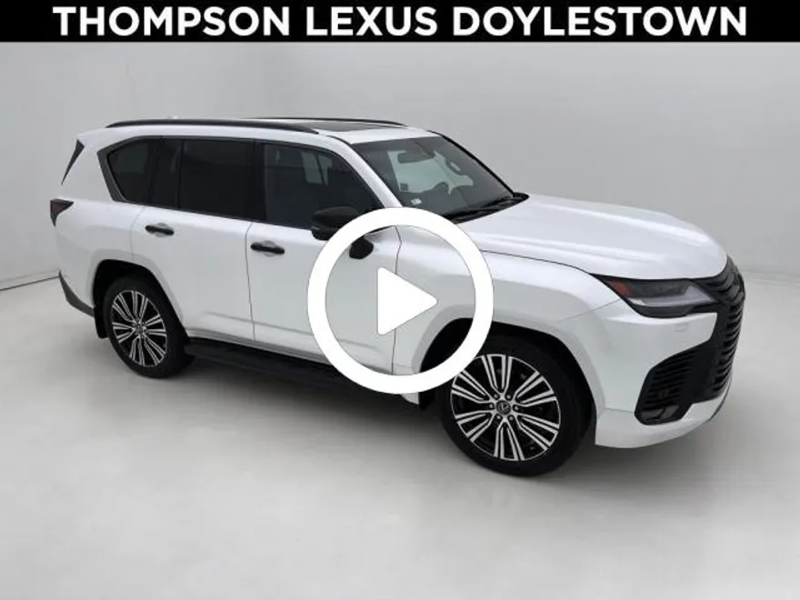 2023 Lexus LX 600 Luxury photo 1