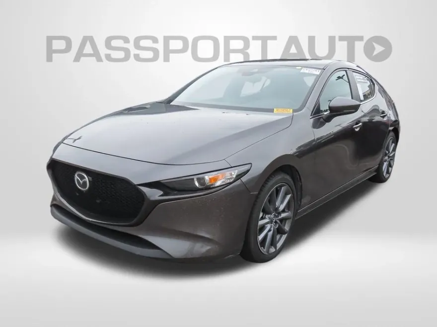 2023 Mazda Mazda3 2.5 s Preferred photo 1