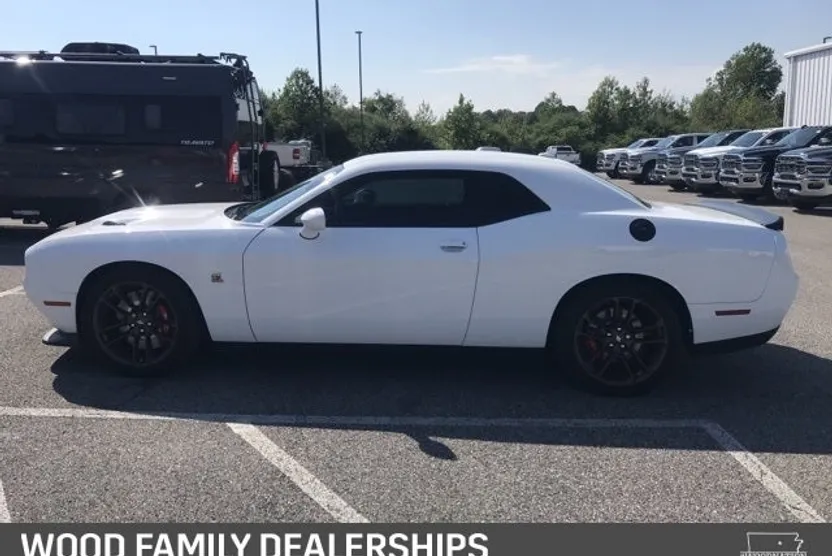 2021 Dodge Challenger R/T Scat Pack photo 1