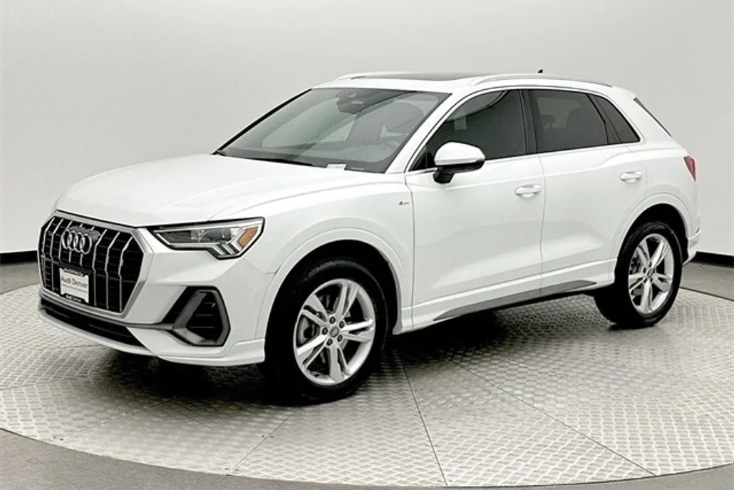 2020 Audi Q3 Premium Plus S line photo 1