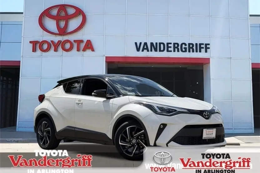 2021 Toyota C-HR Limited photo 1