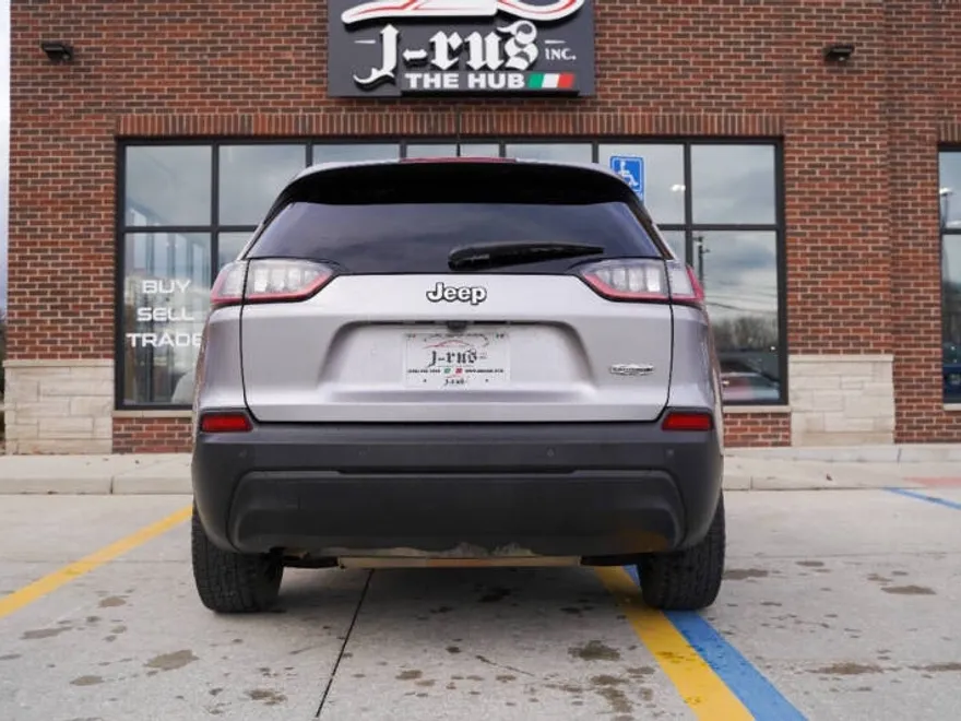 2020 Jeep Cherokee Latitude photo 1