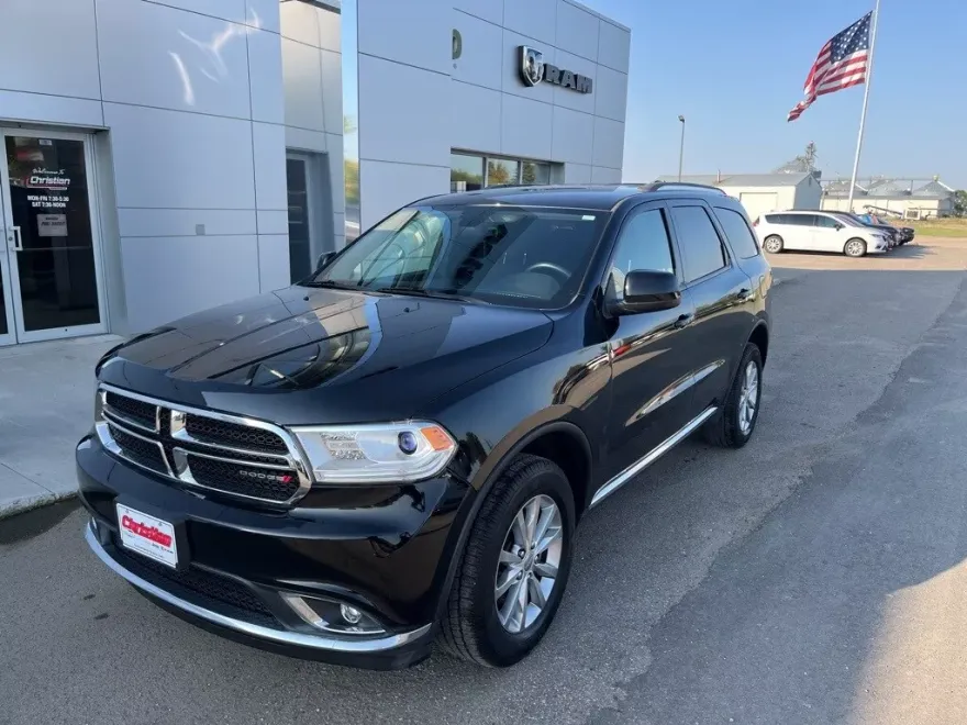 2017 Dodge Durango SXT photo 1