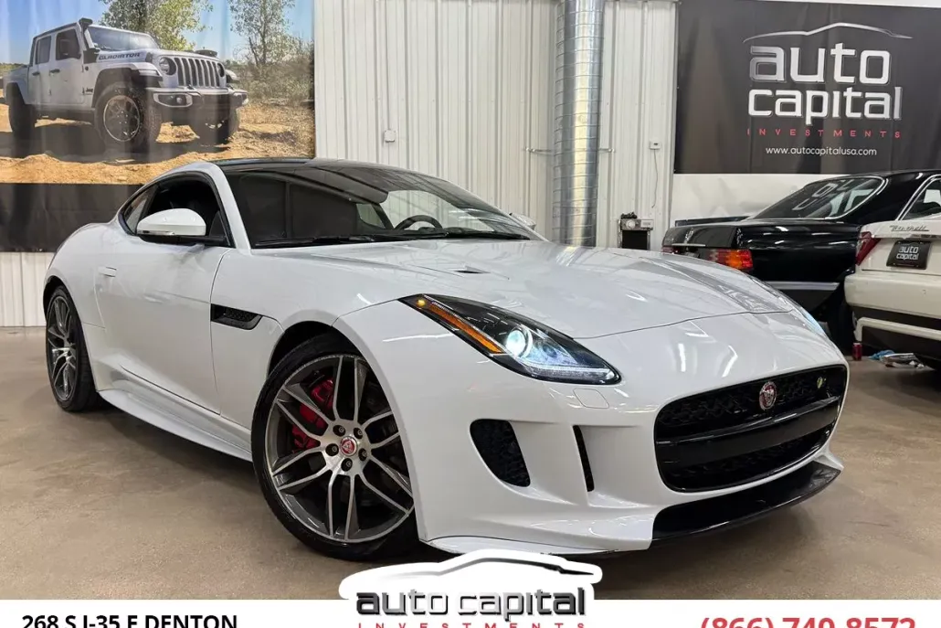 2016 Jaguar F-TYPE R photo 1