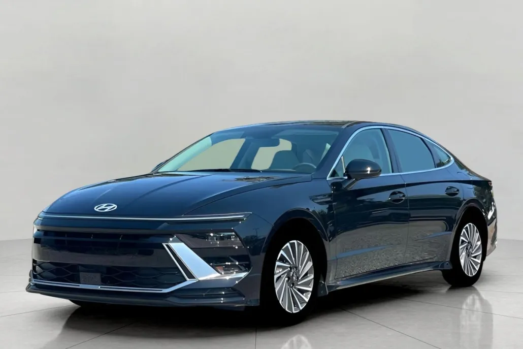 2025 Hyundai Sonata Hybrid SEL photo 1