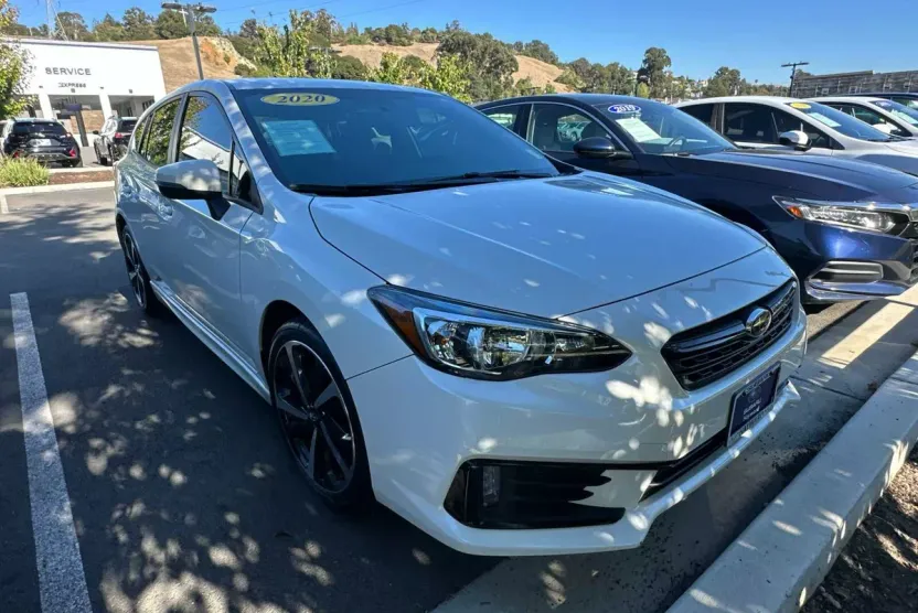 2020 Subaru Impreza Sport photo 1