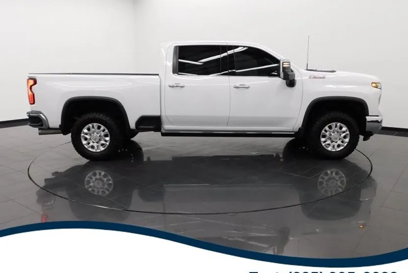 2024 Chevrolet Silverado 2500HD LTZ photo 1