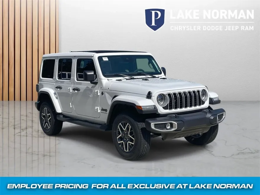 2025 Jeep Wrangler Sahara photo 1