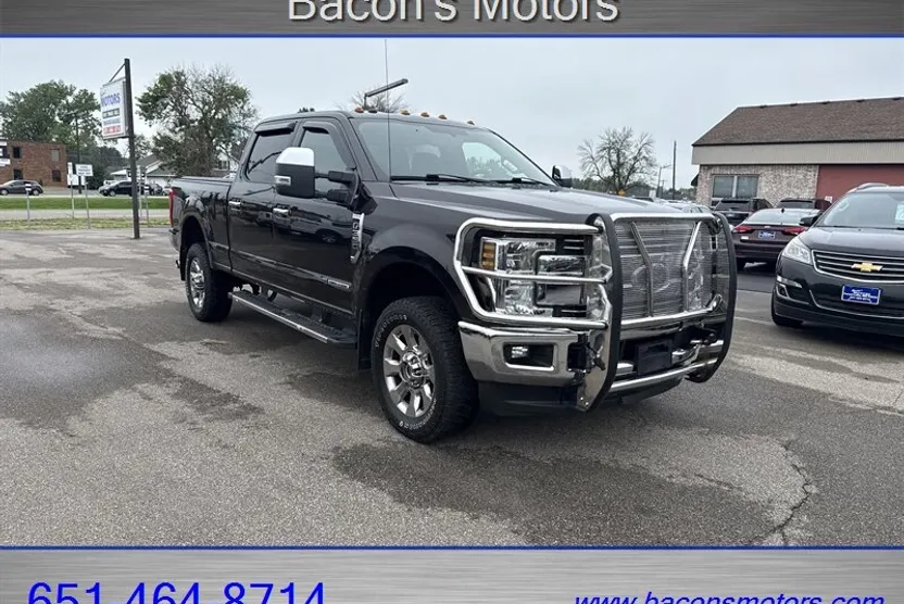 2018 Ford F-350 Lariat photo 1