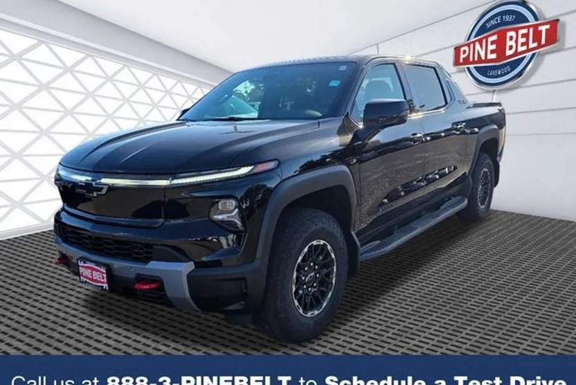 2026 Chevrolet Silverado photo 1