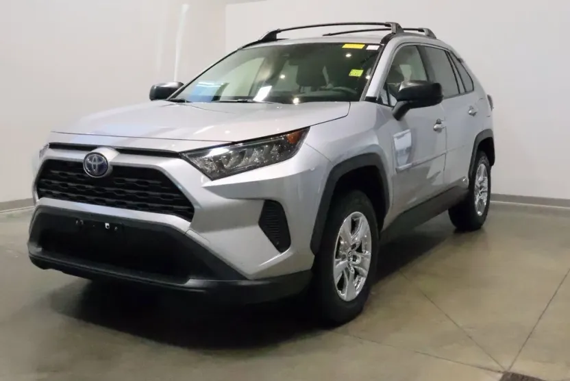 2022 Toyota RAV4 Hybrid LE photo 1