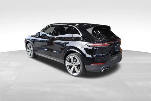2019 Porsche Cayenne Base photo 3