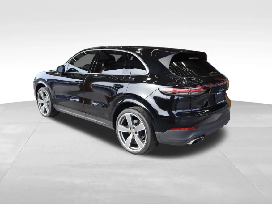 2019 Porsche Cayenne Base photo 3