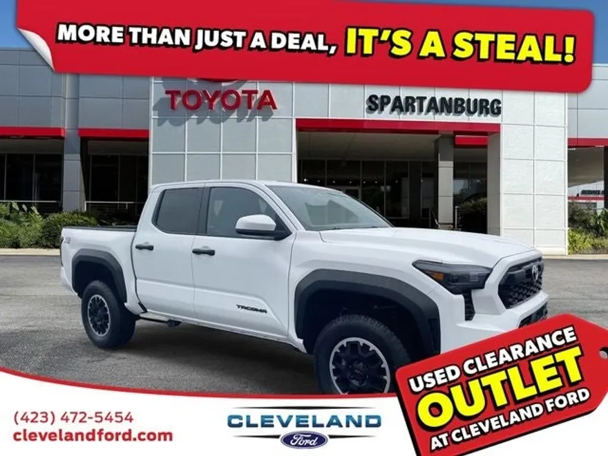 2024 Toyota Tacoma TRD Off-Road photo 1