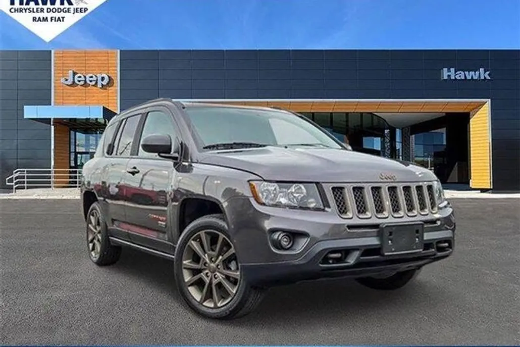 2016 Jeep Compass Sport Anniversary Edition photo 1