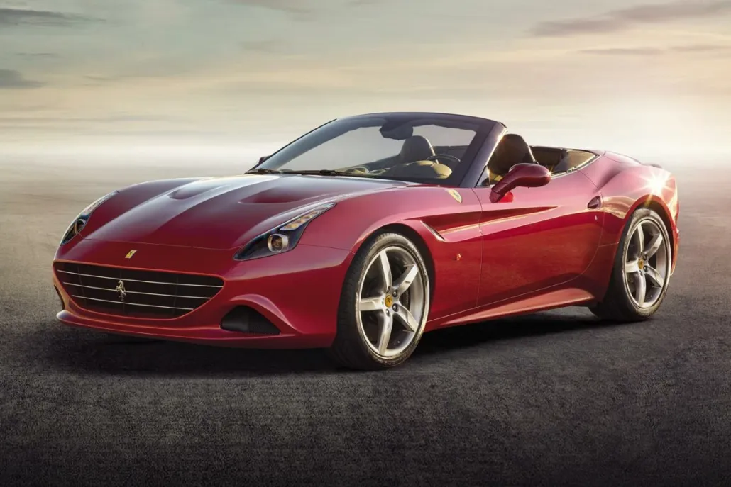2017 Ferrari California T photo 1
