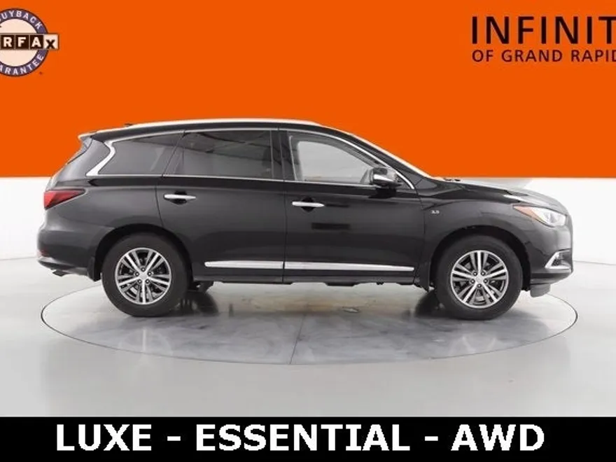 2020 Infiniti QX60 Luxe photo 1