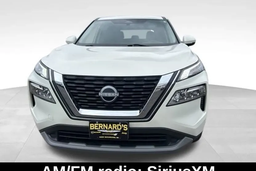 2023 Nissan Rogue SV photo 1