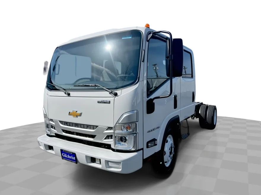 2025 Chevrolet Silverado 4500HD photo 1