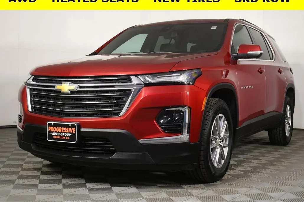2024 Chevrolet Traverse Cloth photo 1