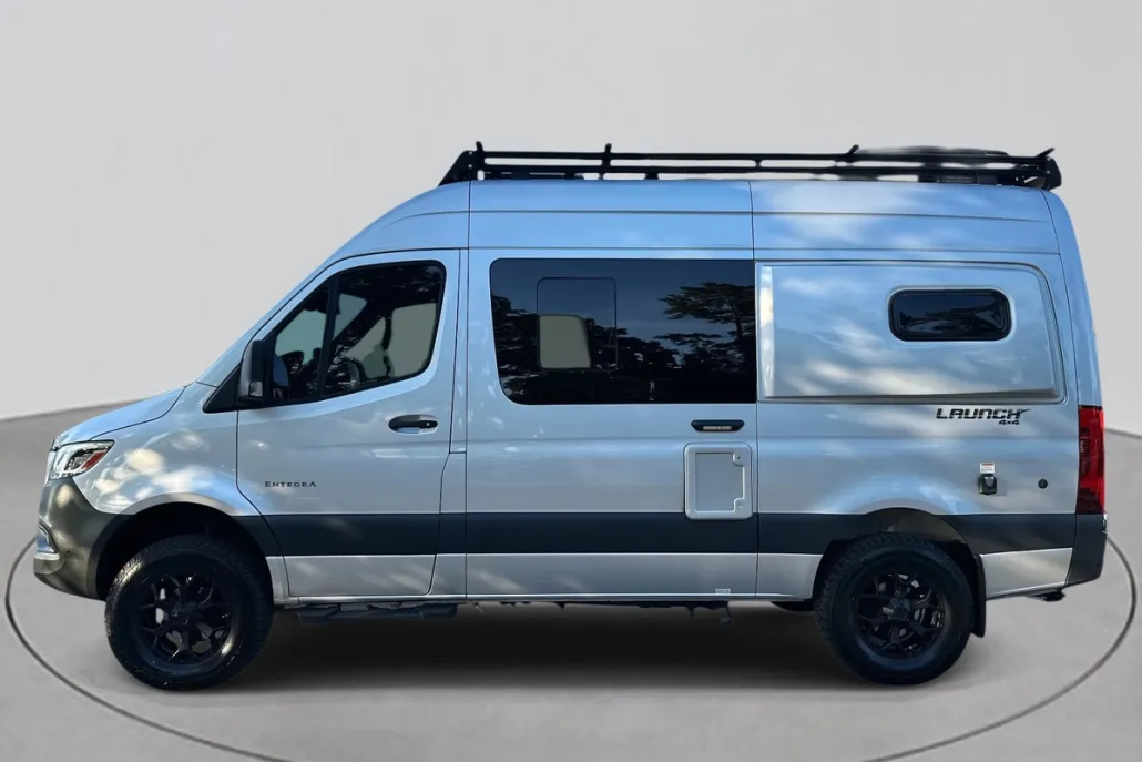 2020 Mercedes Benz Sprinter Crew Van 2500 144 WB photo 1