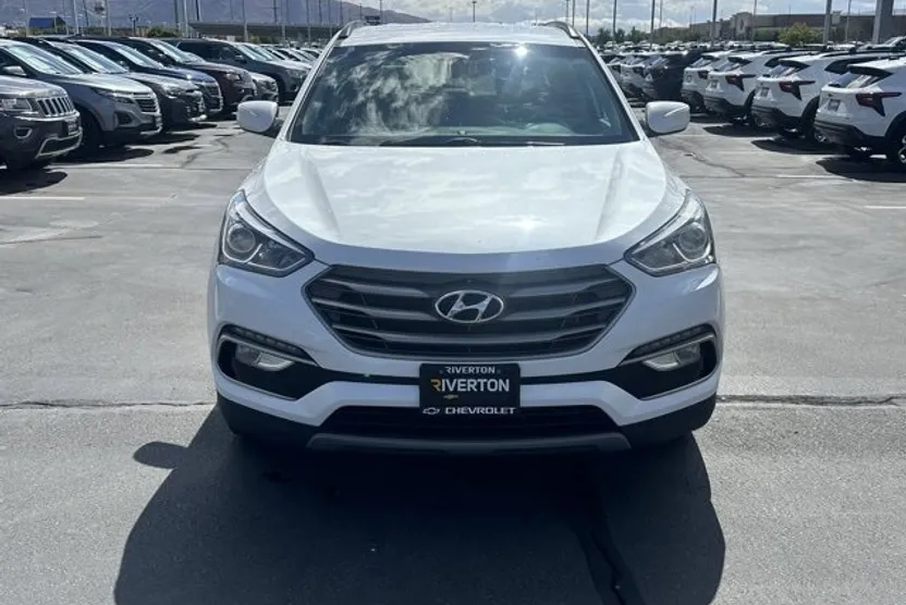 2018 Hyundai Santa Fe Sport photo 1