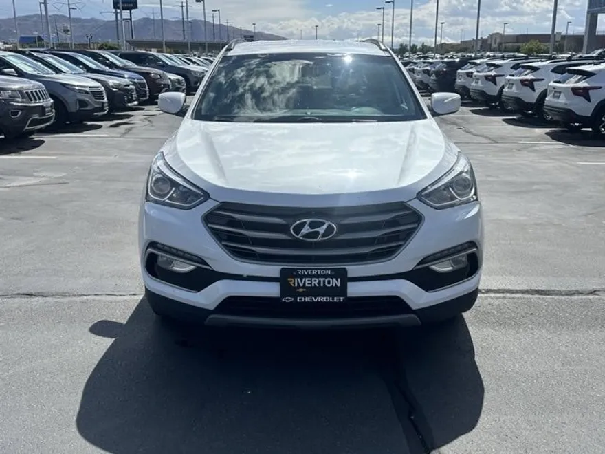 2018 Hyundai Santa Fe Sport photo 1