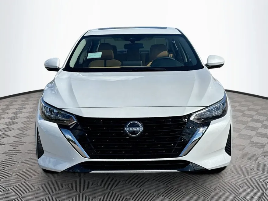 2025 Nissan Sentra SV photo 1