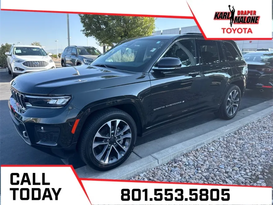 2023 Jeep Grand Cherokee Overland photo 1