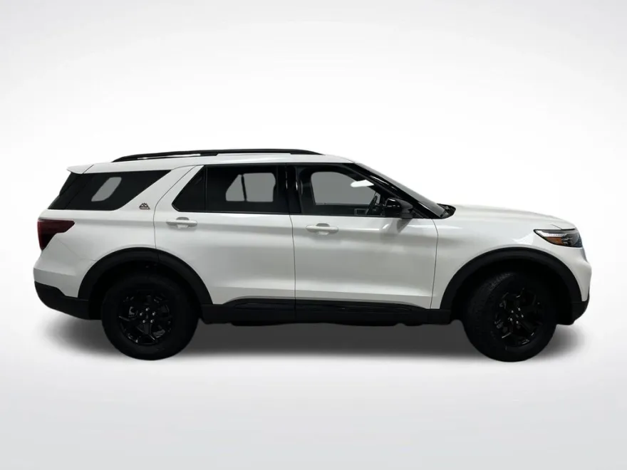 2024 Ford Explorer Timberline photo 1