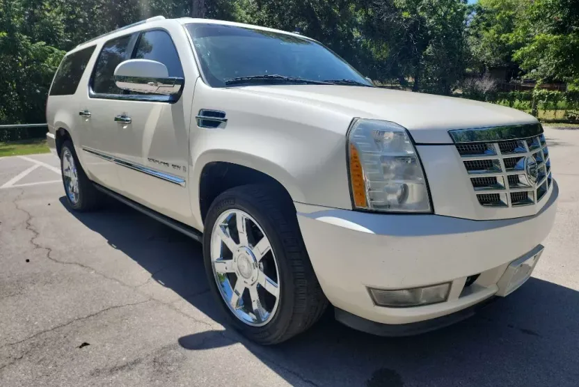 2008 Cadillac Escalade ESV photo 1